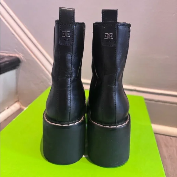 Sam Edelman Anderson Chelsea Boot (with box) - Picture 4 of 5